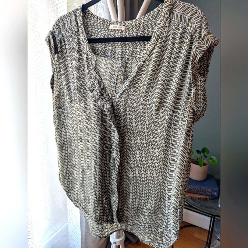 56.Promod Stylish Black and White‎ Women's Top